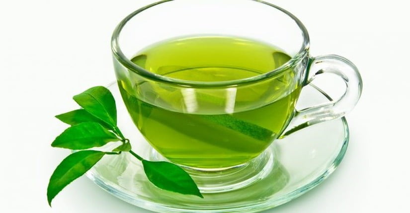 thực phẩm giảm căng thẳng bằng trà xanh